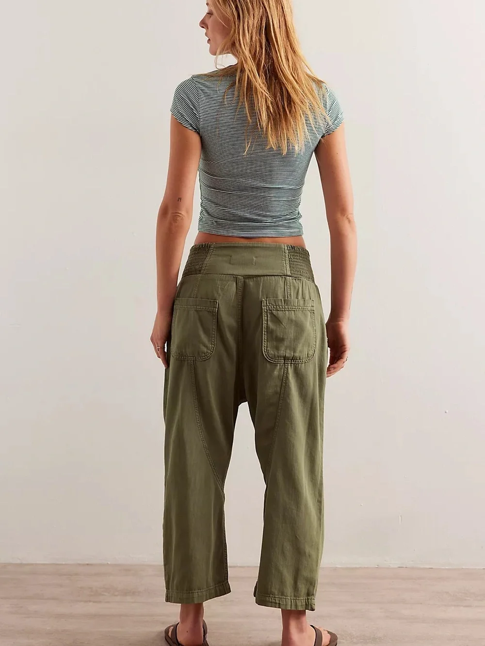 We The Free Lunan Crop Harem
Jeans Green - Picture 2 of 12